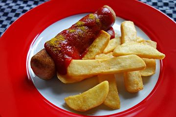 Currywurst Mit Pommes Frites Von Marc21ja Chefkoch