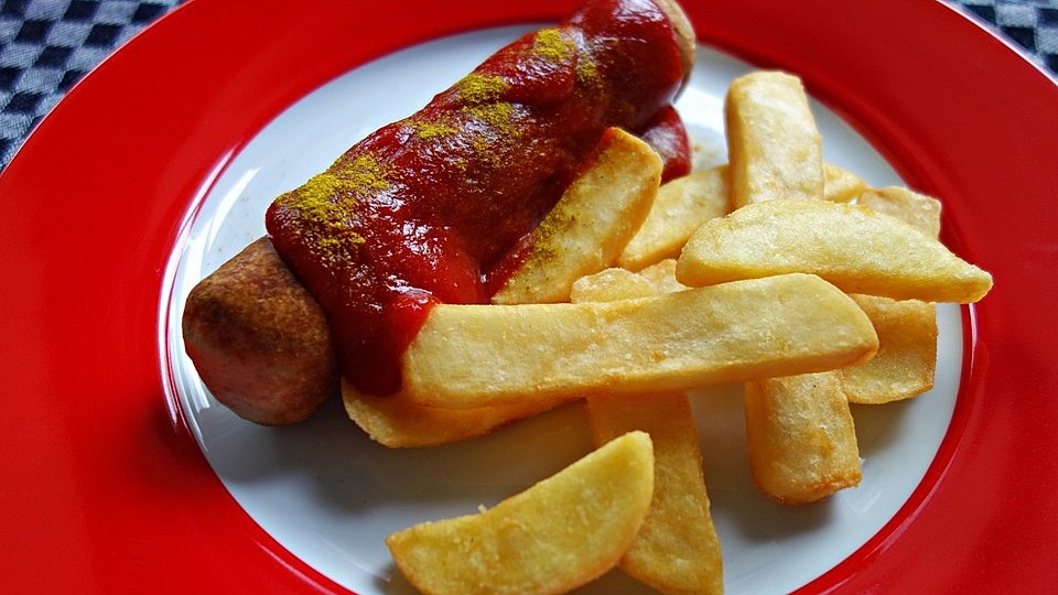 Currywurst Mit Pommes Frites Von Marc21ja Chefkoch