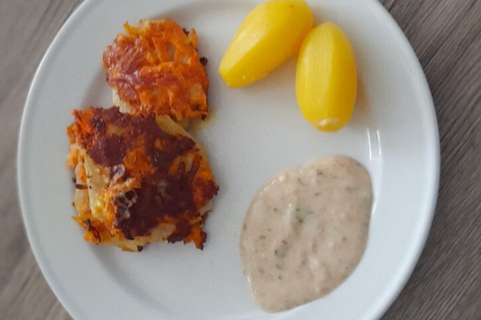 Gebackene Kohlrabischeiben in Käsekruste Gebackene Kohlrabischeiben in Käsekruste