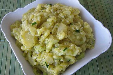Einfacher grüner Kartoffelsalat