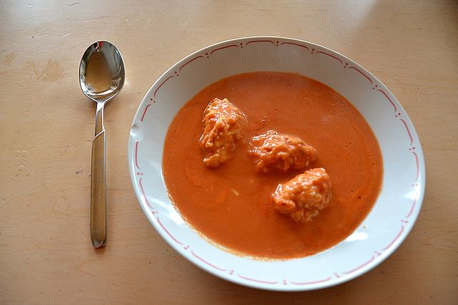 Tomatensuppe mit Klößchen von Backfee95| Chefkoch