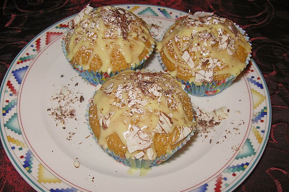 Eierlikörmuffins mit Schokotröpfchen