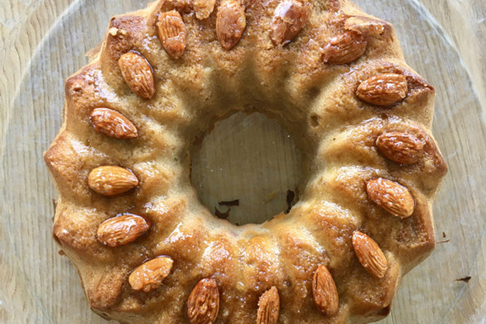 Bananenbrot mit Mandeln