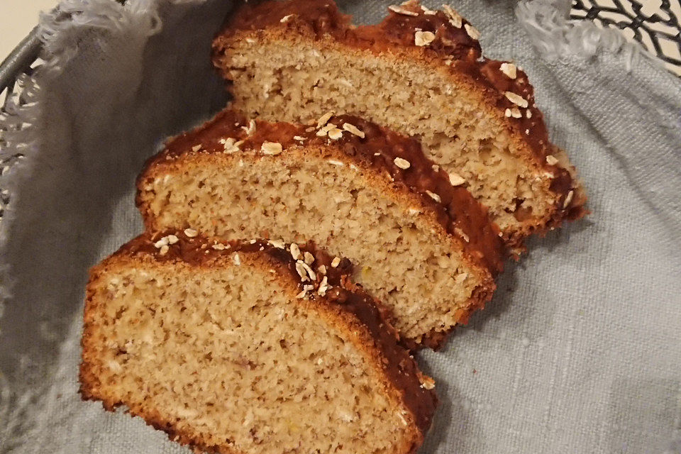 Bananenbrot mit Mandeln