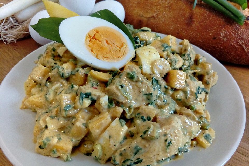 Curry-Eiersalat mit Mango und Bärlauch