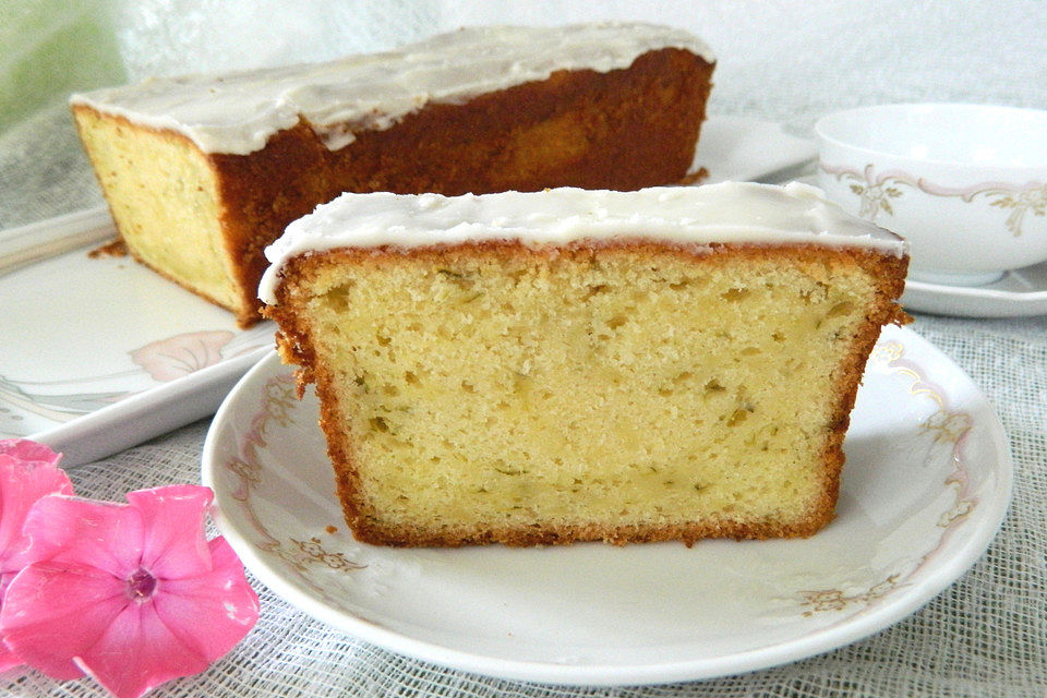 Zitronen-Zucchini-Kuchen