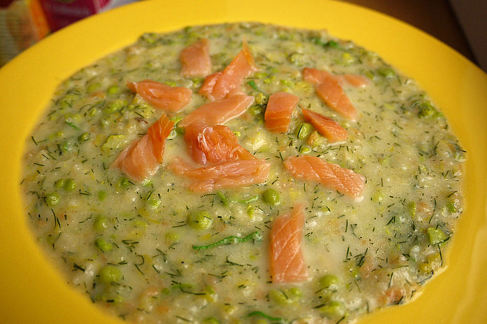 Kartoffel-Cremesuppe mit Lachs