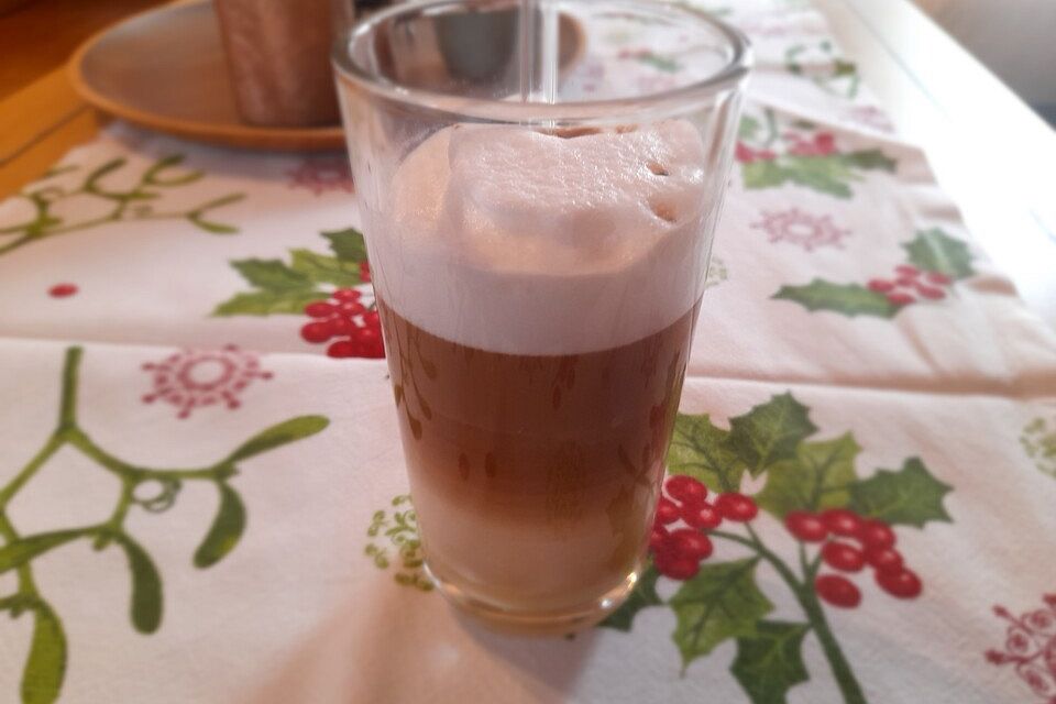 Mandel-Latte Macchiato Mandel-Latte Macchiato