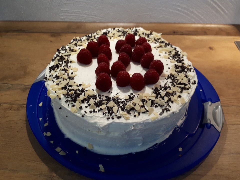 Leichte Himbeer-Sahne-Torte von _blueberry_| Chefkoch