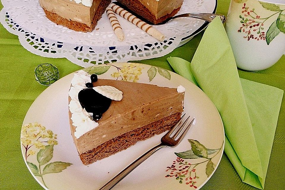 Eiskaffee-Sahne-Torte