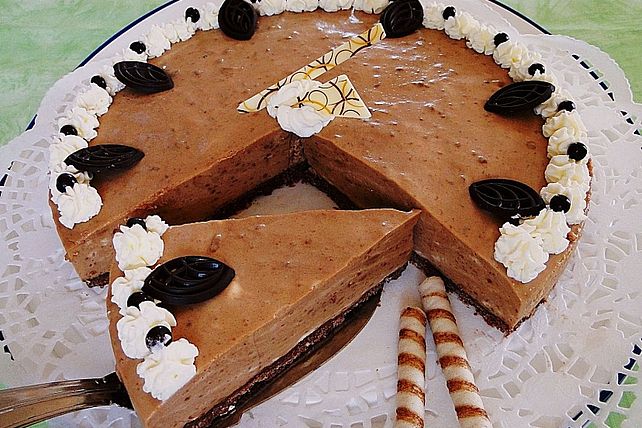 Eiskaffee-Sahne-Torte von Backmouse| Chefkoch