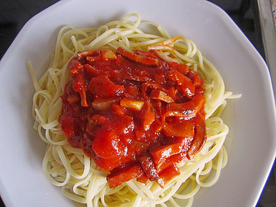 Spaghetti mit Tomatensauce alla napoletana von IsilyaFingolin| Chefkoch