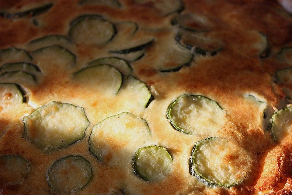 Zucchini-Auflauf mit Rindfleisch, französisch