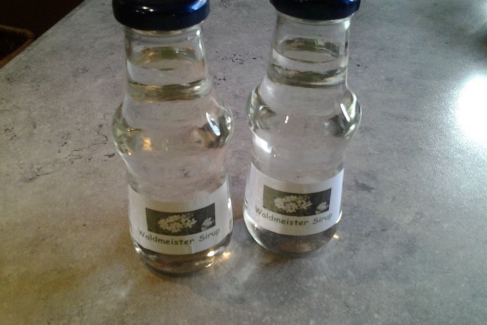 Waldmeistersirup Waldmeistersirup