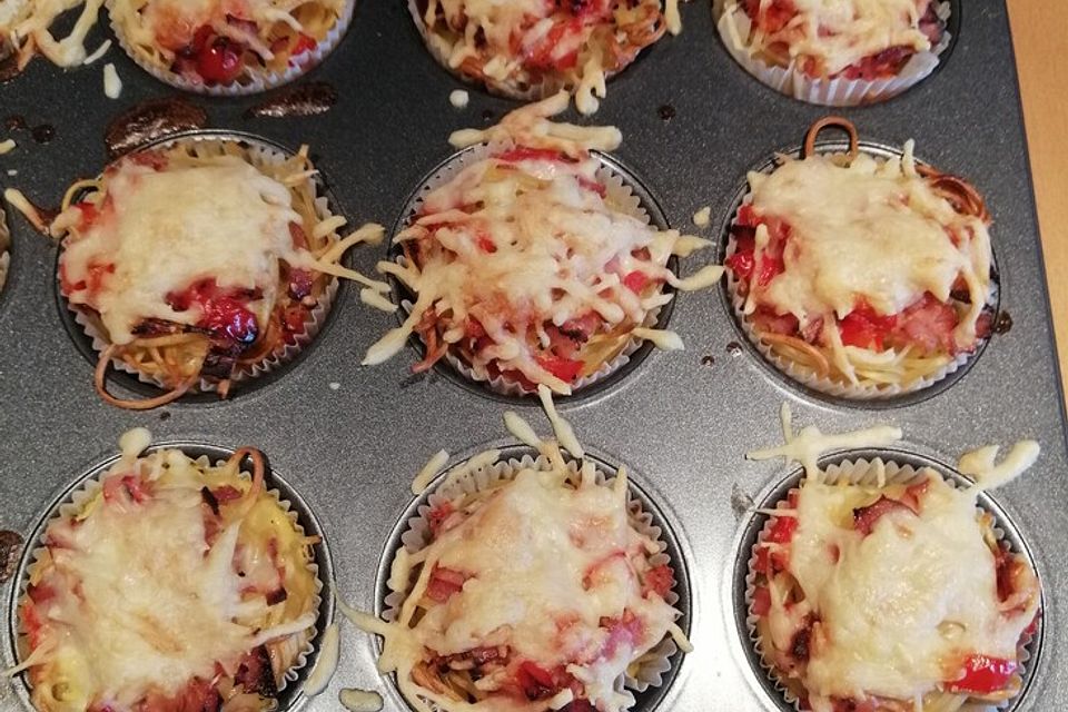 Spaghetti Muffins a la Carbonara