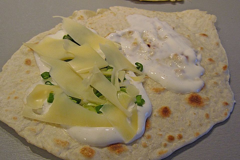 Quesadillas mit selbst gemachten Tortillas