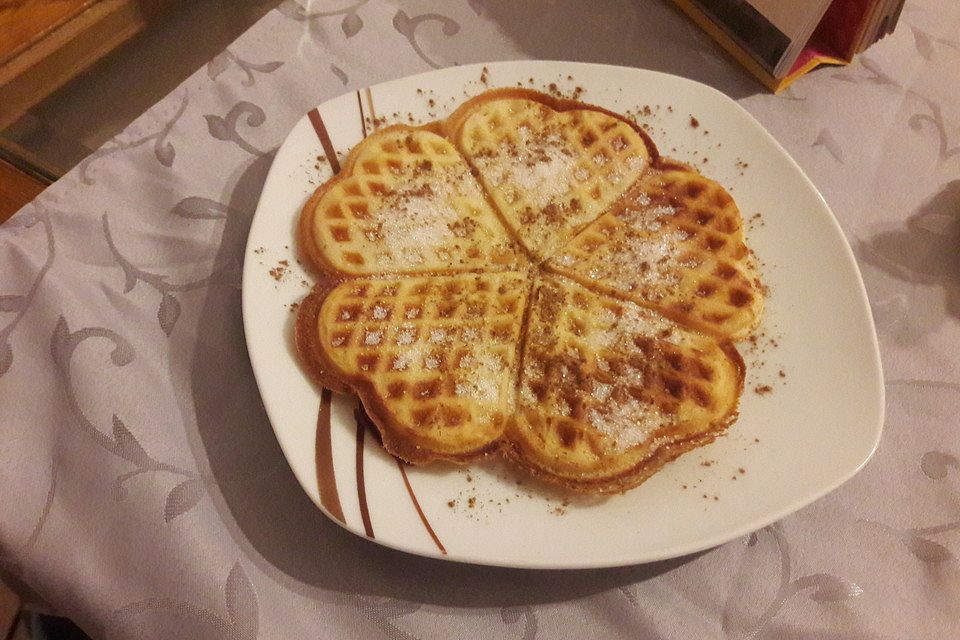 Sahne-Zimt Waffeln