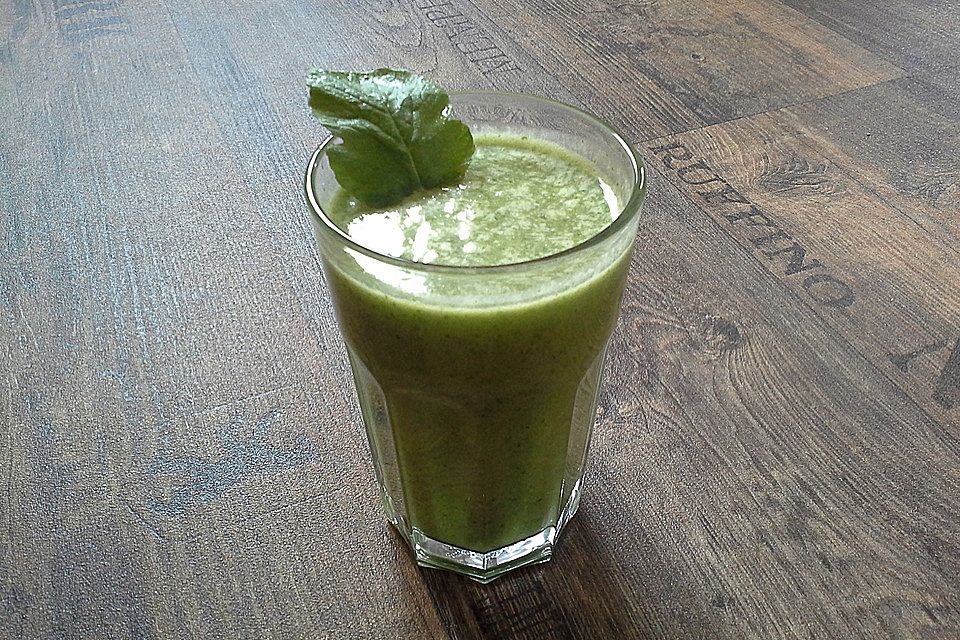 Grüner Frühstücks-Smoothie