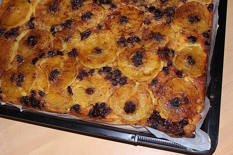 Upside Down Apfelblechkuchen mit Cranbeeries à la Lillija