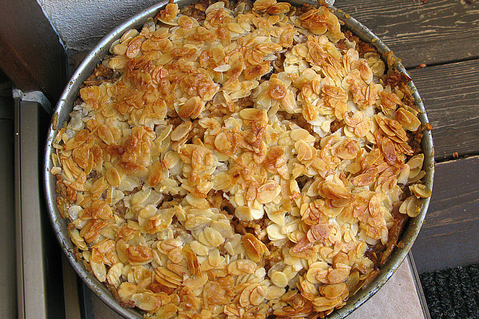 Apfel-Bienenstich-Torte