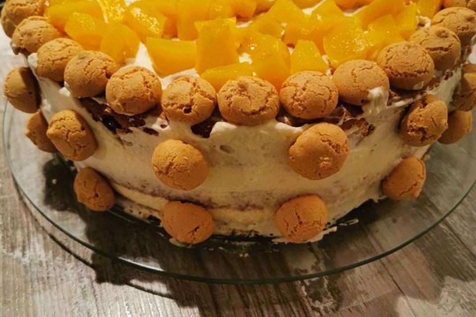 Pfirsich-Amaretto-Torte