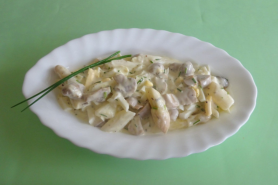 Spargel-Champignon-Eier Salat