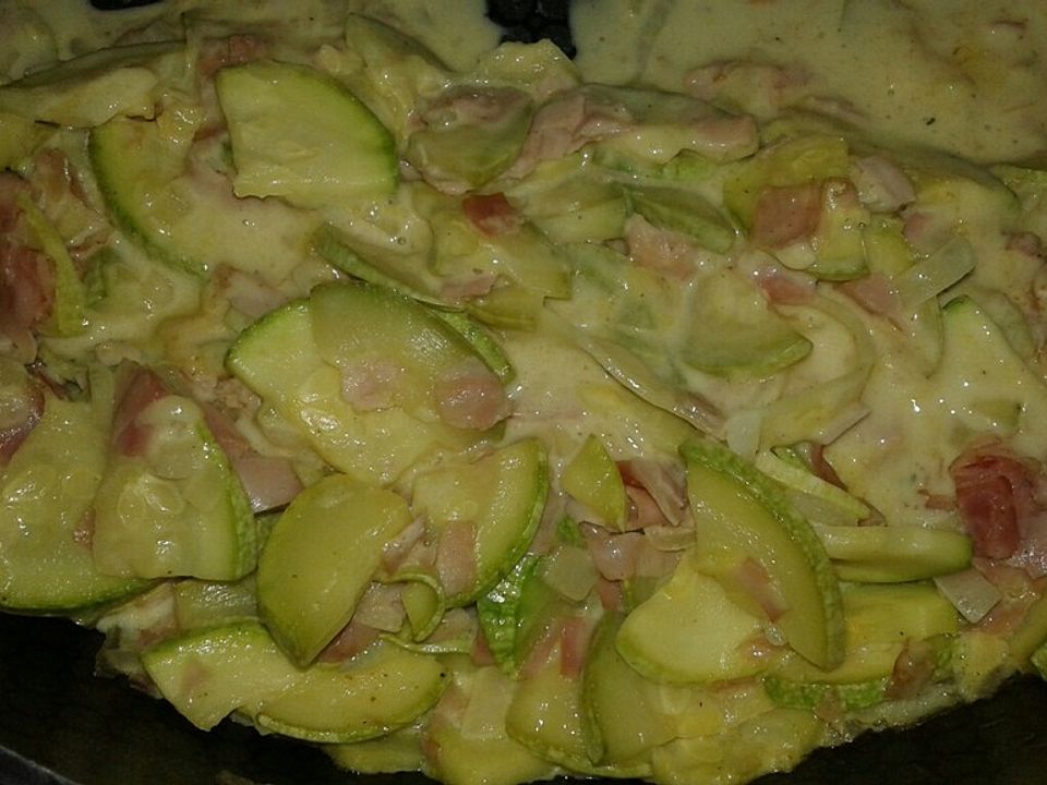 Zucchini-Schinken-Curry-Sahne Sauce von pumba0505 | Chefkoch
