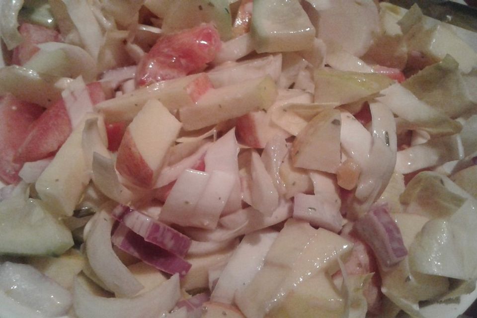 Chicoree - Salat mit Kräuterfrischkäse - Dressing