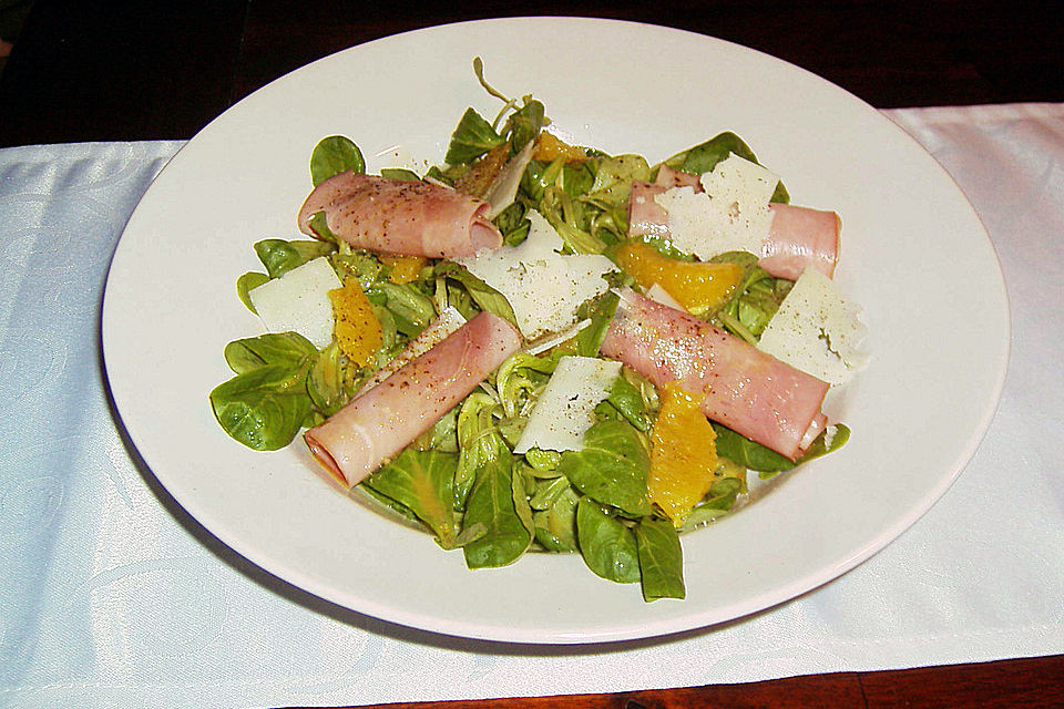 Feldsalat mit Lachsschinken Feldsalat mit Lachsschinken