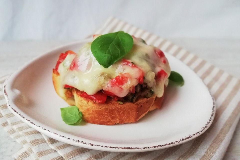 Tomaten-Bärlauch Bruschetta