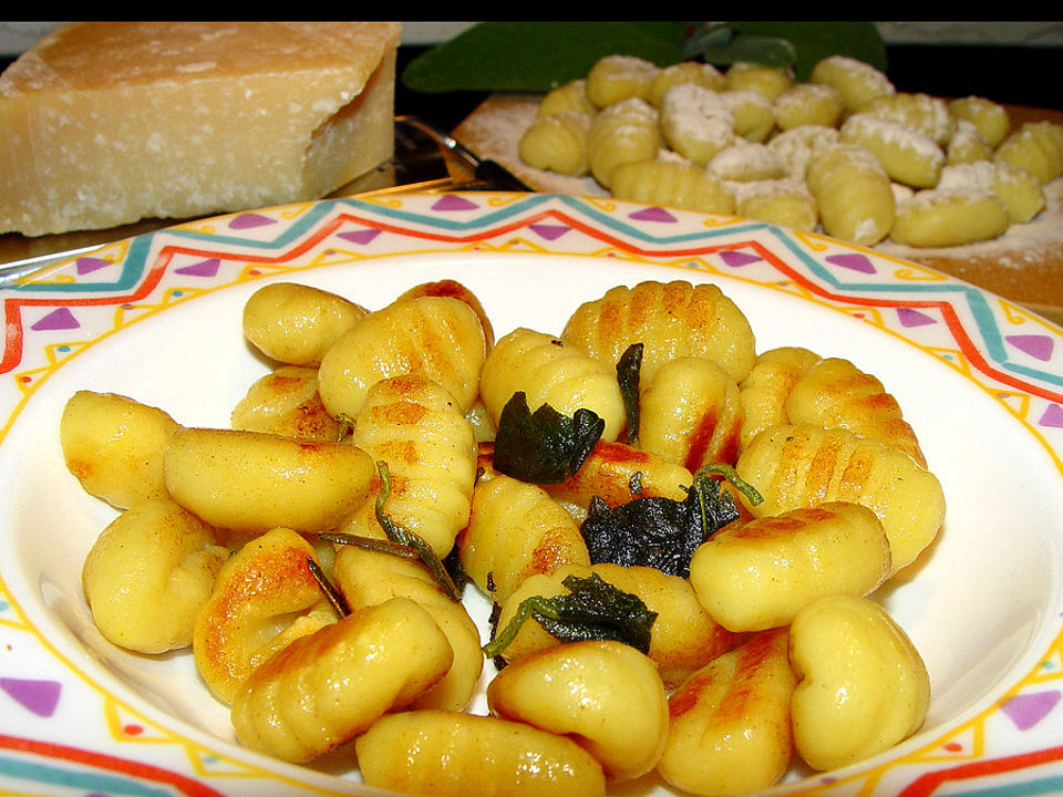 Selbstgemachte Gnocchi in Salbei-Butter von phoenixxe| Chefkoch