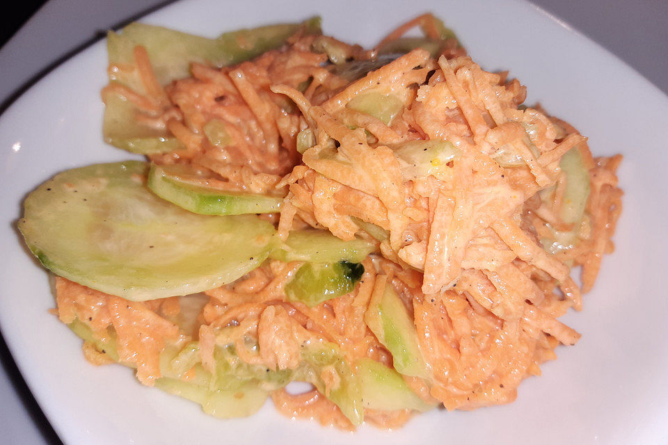 Gurken-Karotten-Salat Gurken-Karotten-Salat