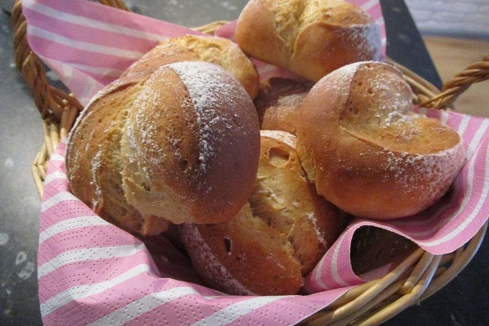 Grießbrötchen