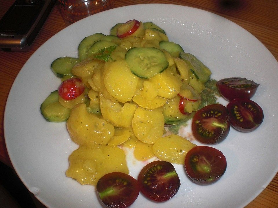 Frischer Kartoffel-Gurken Salat von flydog| Chefkoch