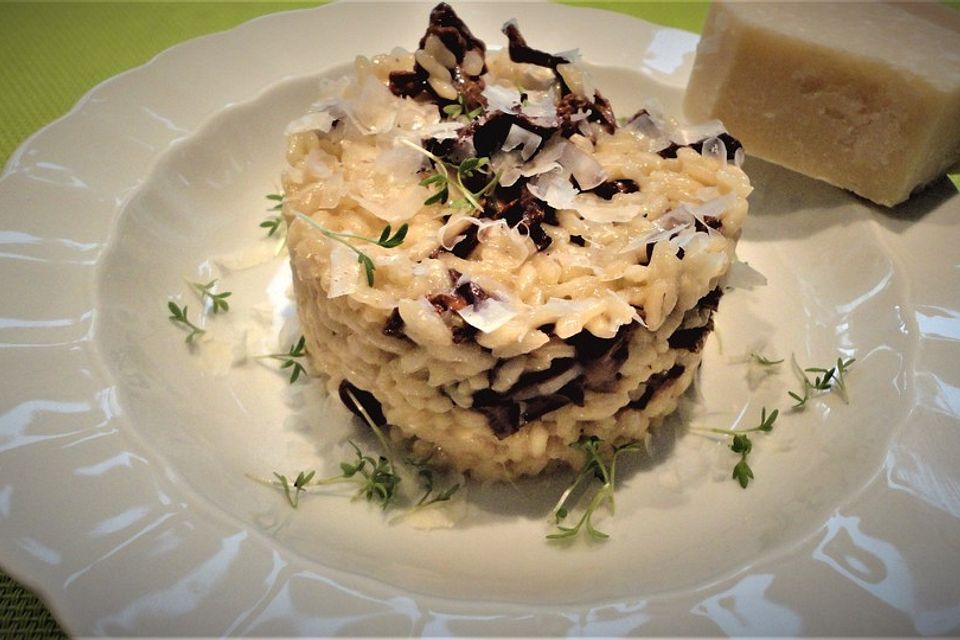 Risotto mit getrockneten Steinpilzen