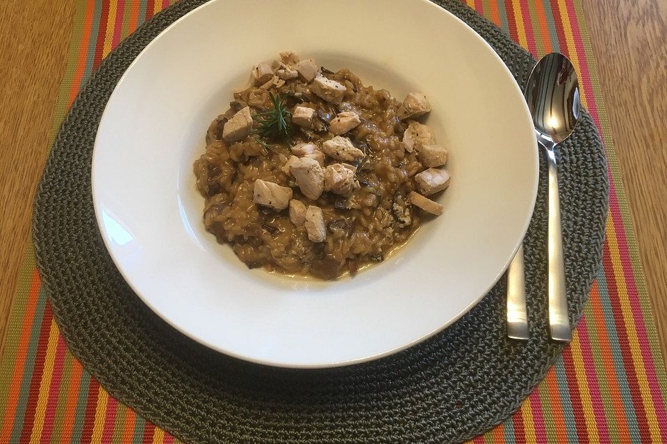 Risotto mit getrockneten Steinpilzen