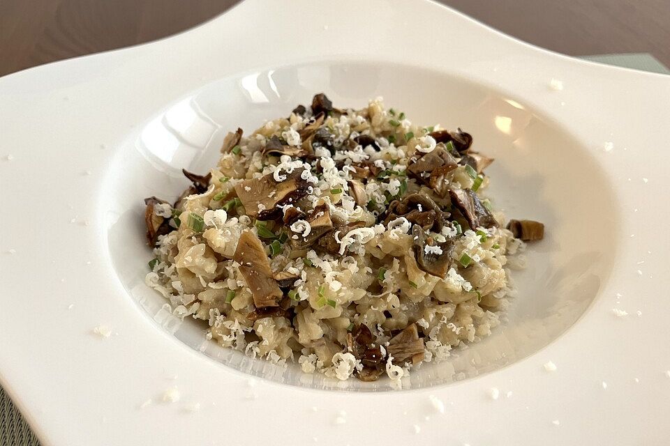 Risotto mit getrockneten Steinpilzen