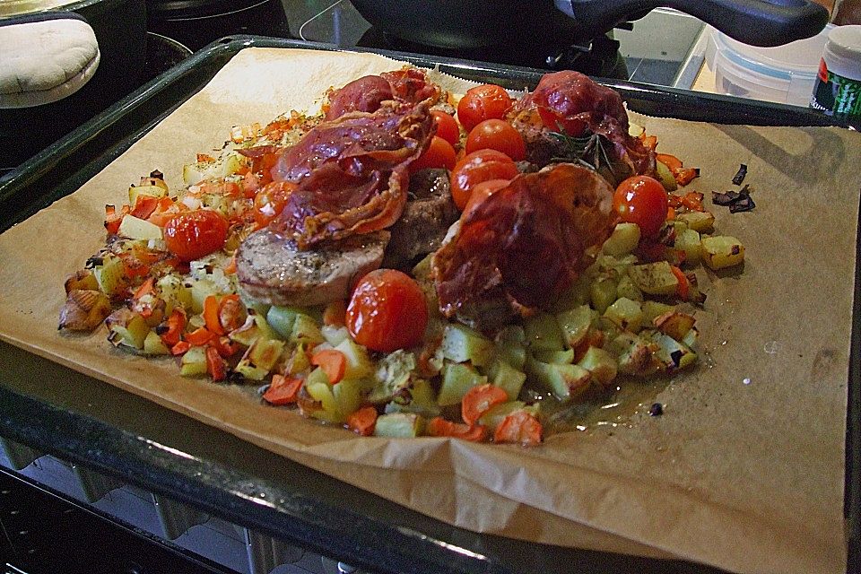 Niederrheinisches Schweinefilet mit Ofengemüse