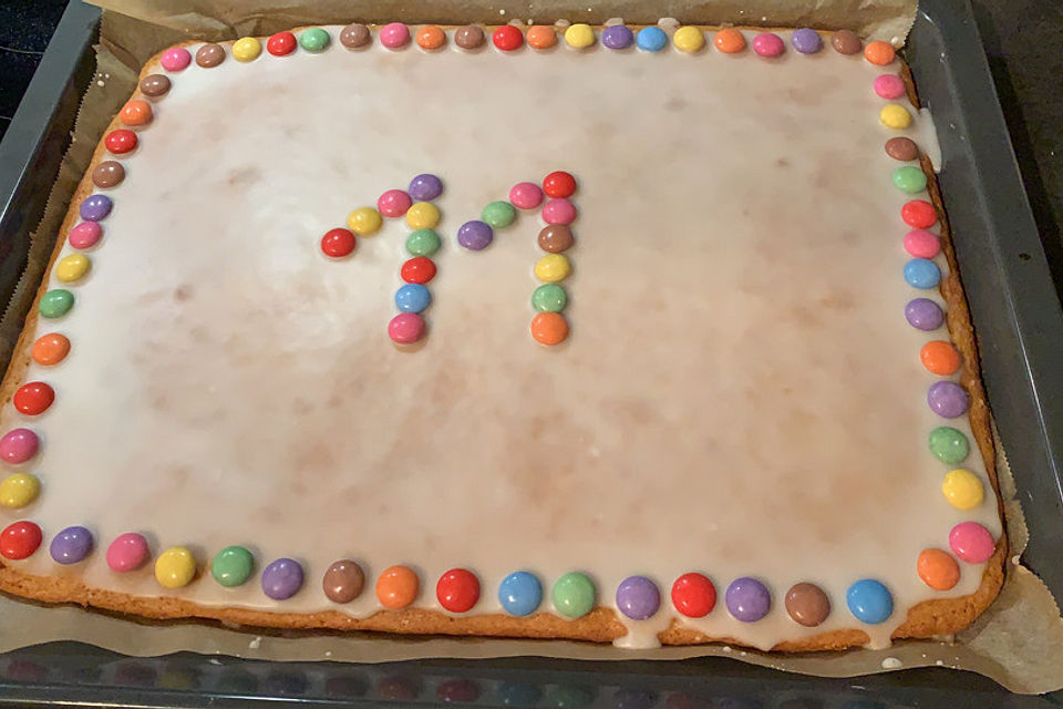 Zitronenkuchen auf dem Blech Zitronenkuchen auf dem Blech