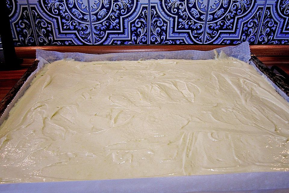 Zitronenkuchen auf dem Blech Zitronenkuchen auf dem Blech