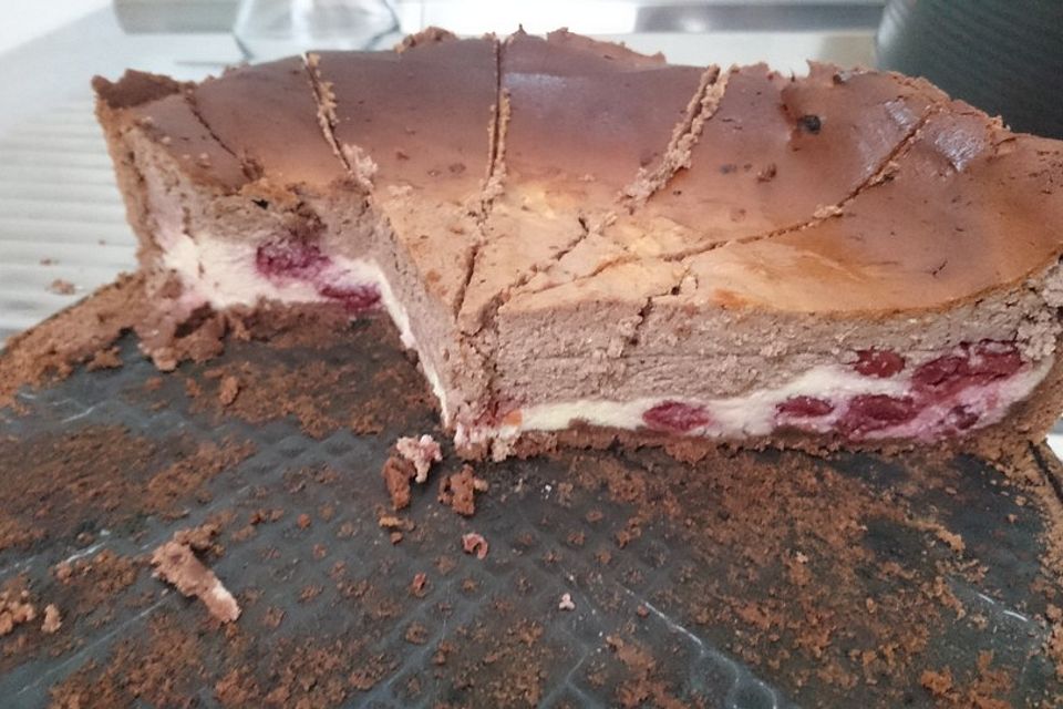 Kirsch-Quark-Schoko-Kuchen