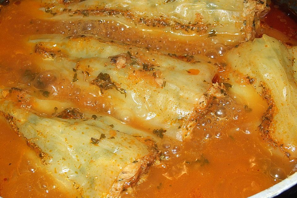 Pimientos del piquillo rellenos de Bacalao