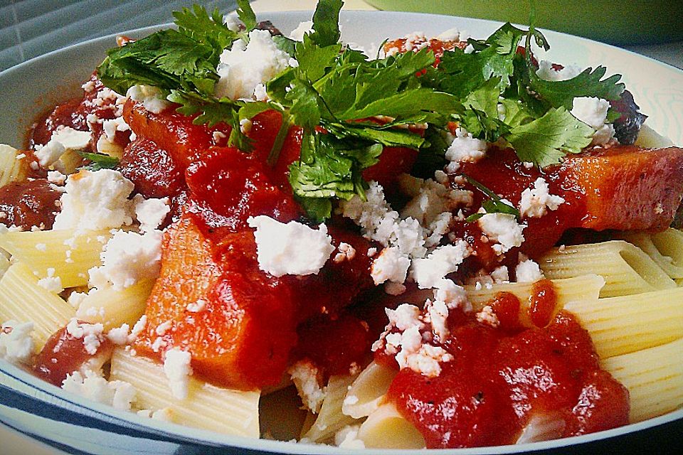 Pastasauce mit Chorizo, Feta und Butternut Squash