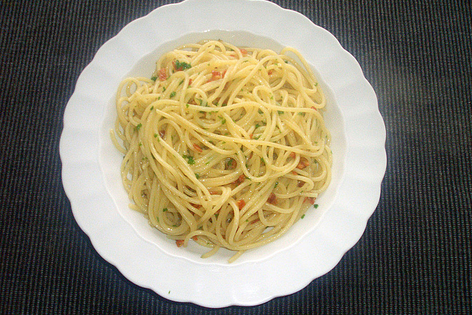 Spaghetti aglio e olio mit Bacon