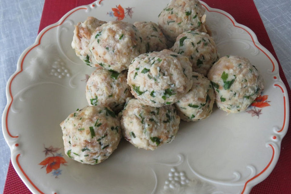 Speck-Petersilien-Knödel