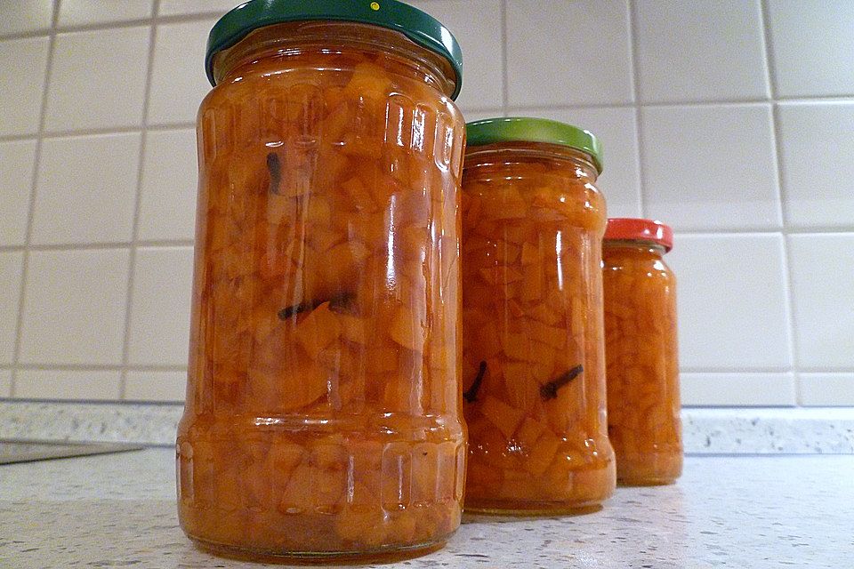 Einfaches Orangen-Kürbis-Chutney