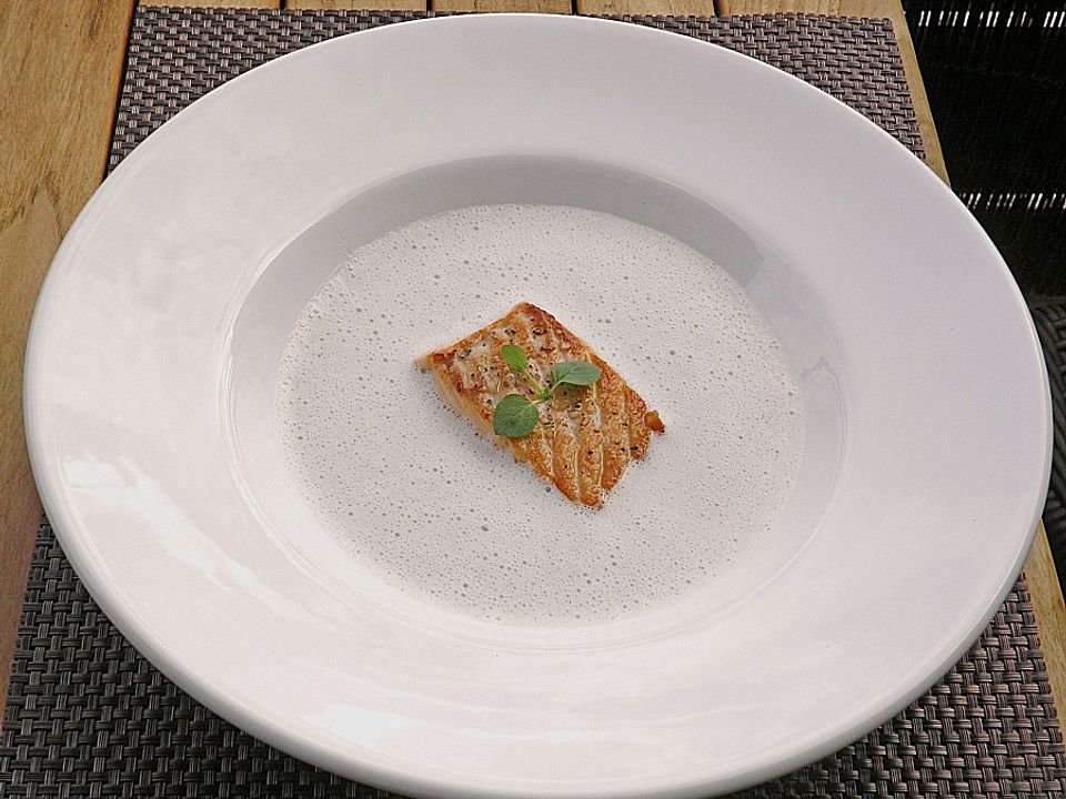 Spargel-Vanille-Süppchen mit Lachs von kipo32| Chefkoch