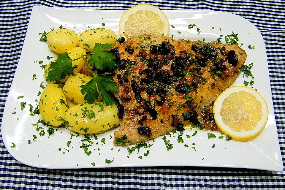 Fiefhusener Speckscholle mit Salzkartoffeln