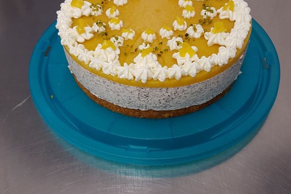 Quark-Mohnmousse Torte