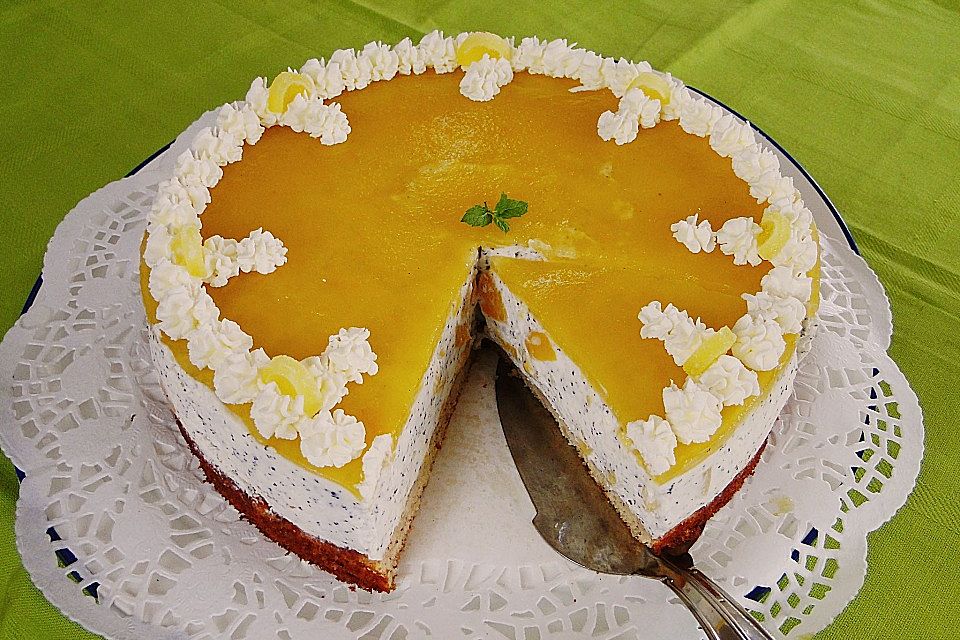 Quark-Mohnmousse Torte